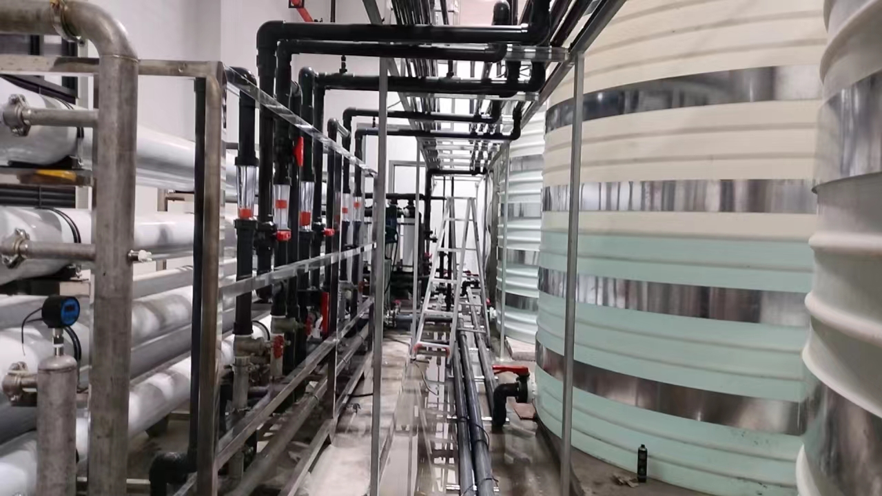 山东某锂膜有限公司15吨超纯水设备 超滤前处理(图2) 1-3.jpg