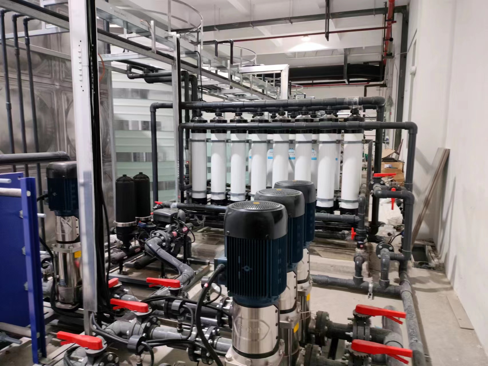 15吨超纯水设备安装完毕 EDI反渗透技设备 (图4) 5.jpg