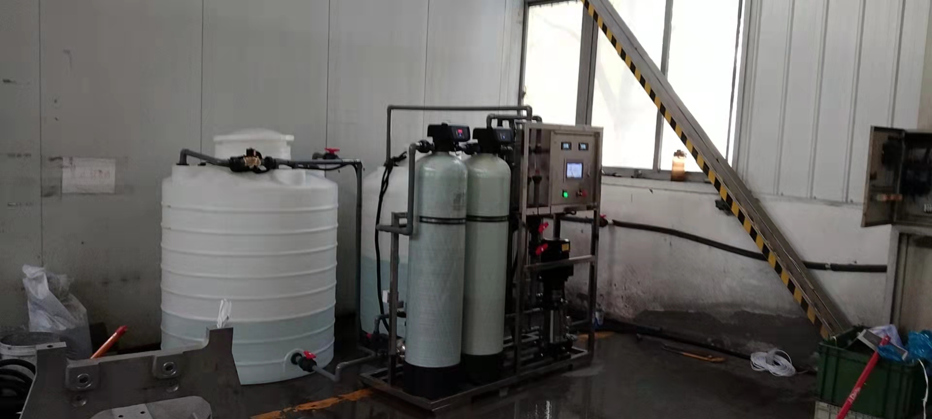 江苏南通聚源电气一吨纯水(图3) 3.jpg