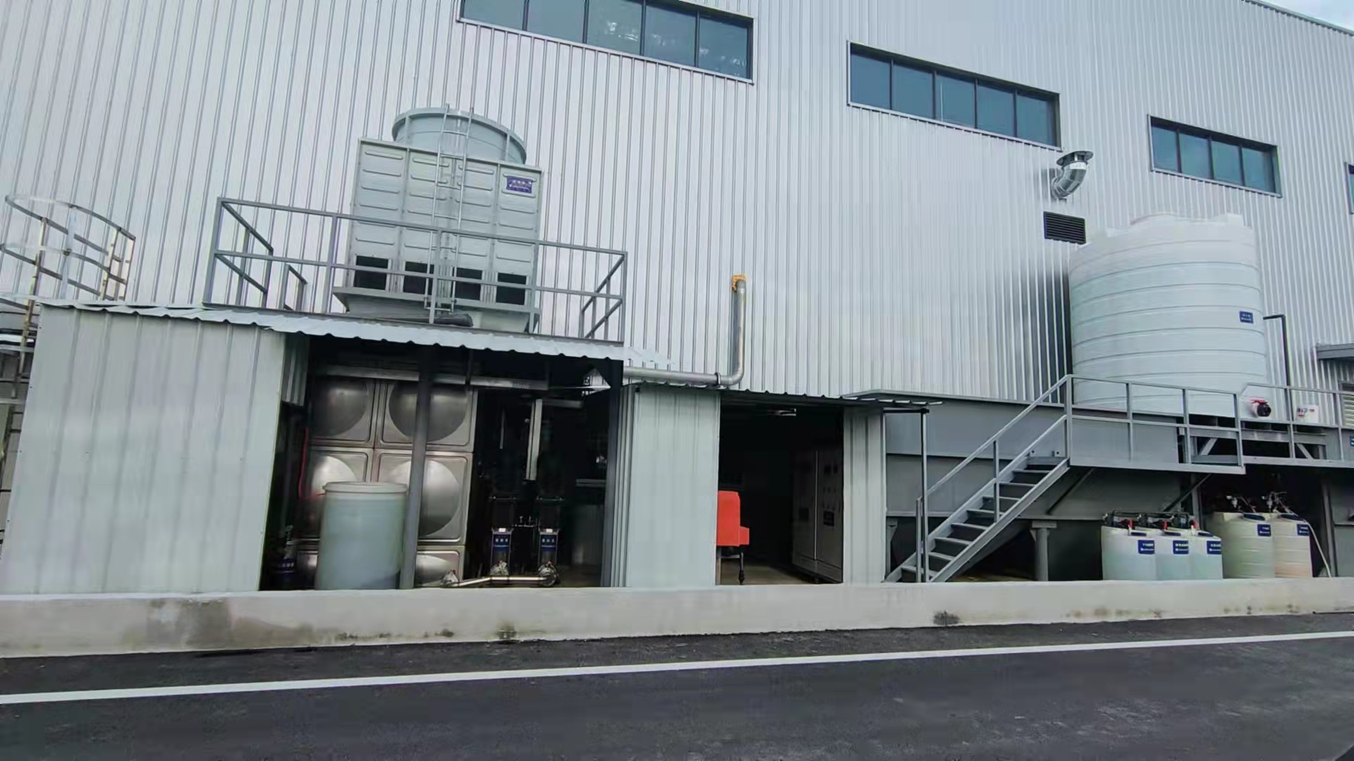 冷却循环水设备(图2) 2.jpg